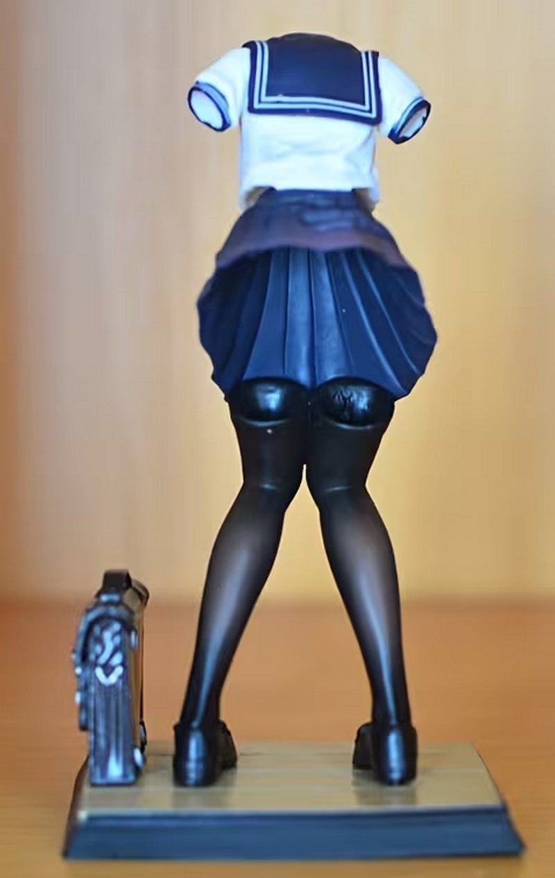 隐形少女 3D打印模型|Invisible Schoolgirl – 3D Print Model