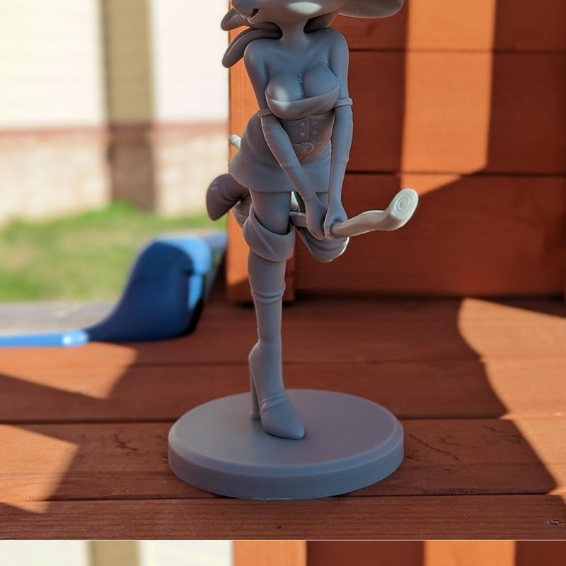 洛莉兔魔法模型 3D打印雕塑|Lola Bunny Witch – 3D Print Model STL